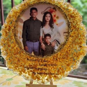 Stunning 10" Resin Photo Frame - Perfect for Cherished Memories